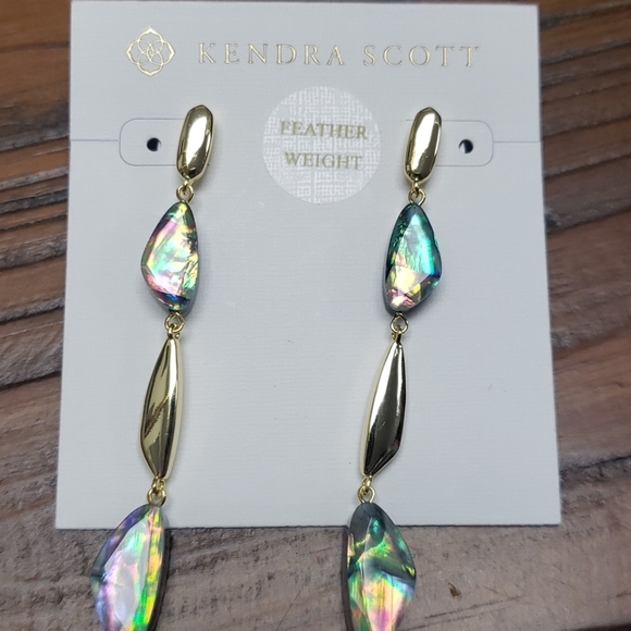 Kendra Scott Jewelry - Ivy Gold Linear Earring in Lilac Abalone